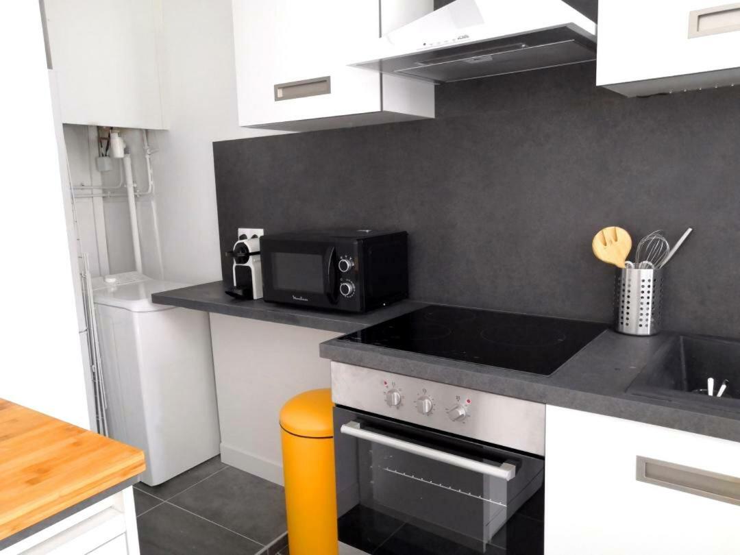 Beautifully Bright Apartment In Old Town 쎙뜨호뻬 외부 사진