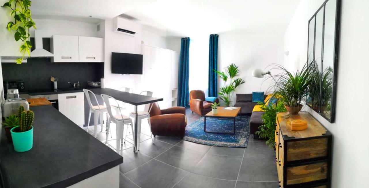 Beautifully Bright Apartment In Old Town 쎙뜨호뻬 외부 사진